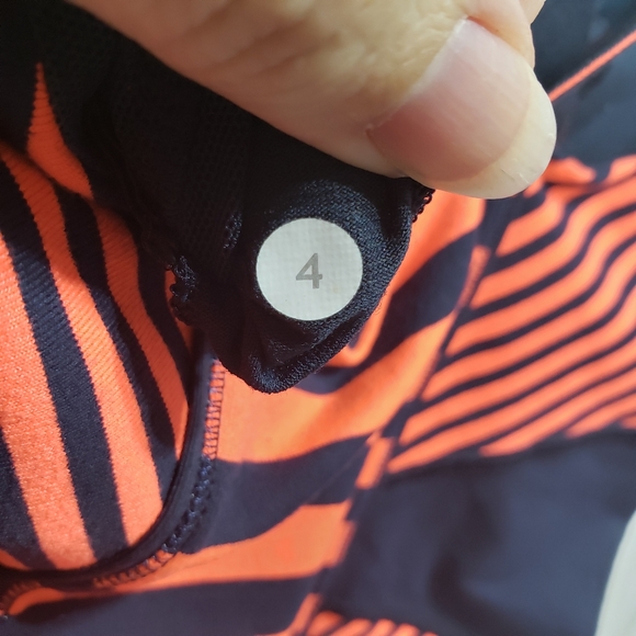 Lululemon Women's Work It Out Navy Orange Striped - Picture 6 of 6